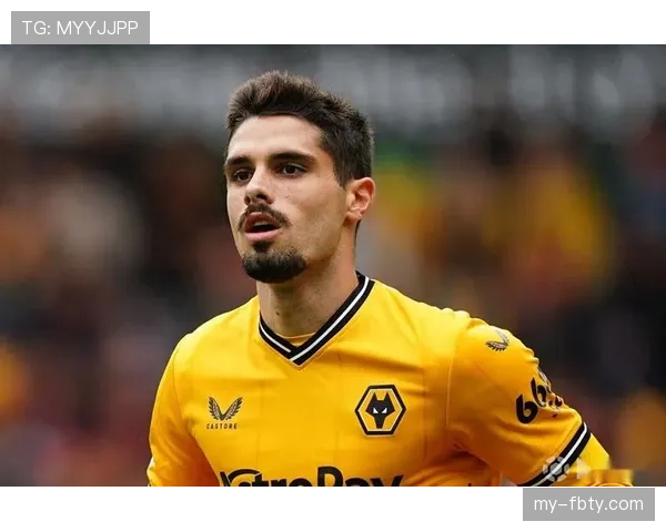 切尔西砸重金引援却战绩波动，阵容磨合与战术体系问题逐步显现